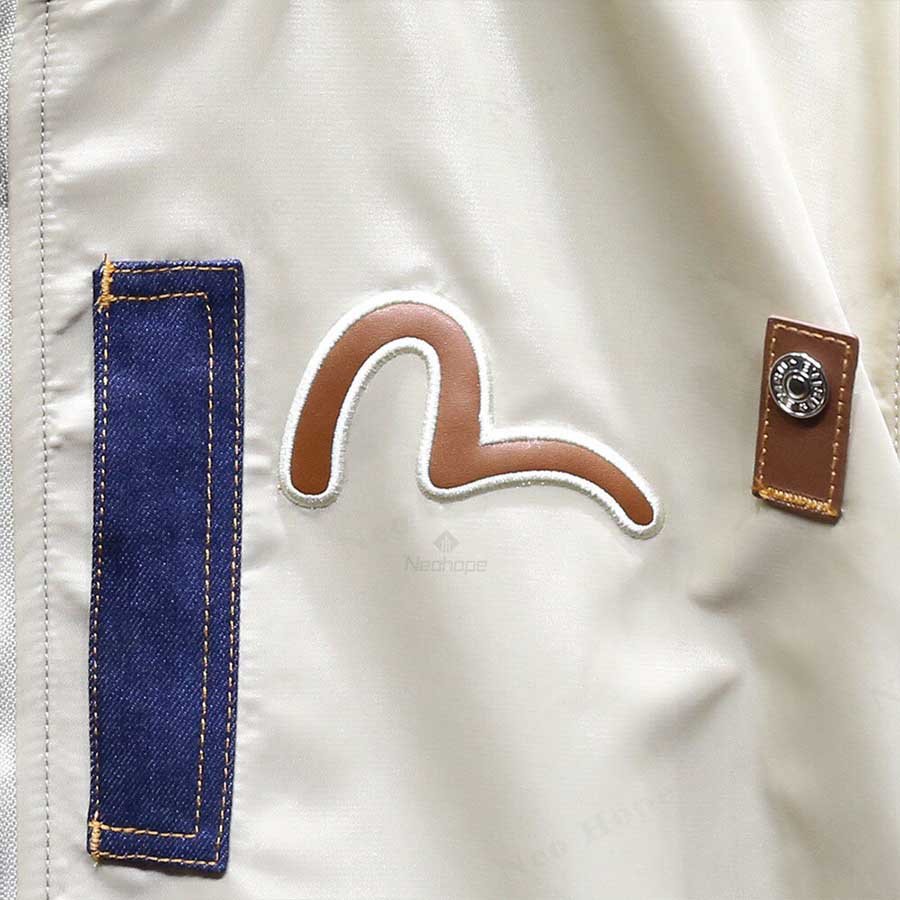 jackets logo
